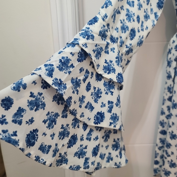 Moonsea Floral Bell Sleeve Mini Dress Sz  M - Picture 8 of 9